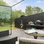 2 Bedroom Lovely In Karrebæksminde