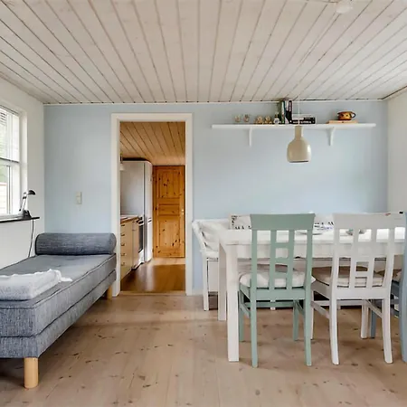 2 Bedroom Lovely In Karrebæksminde