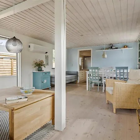 펜션 2 Bedroom Lovely In *