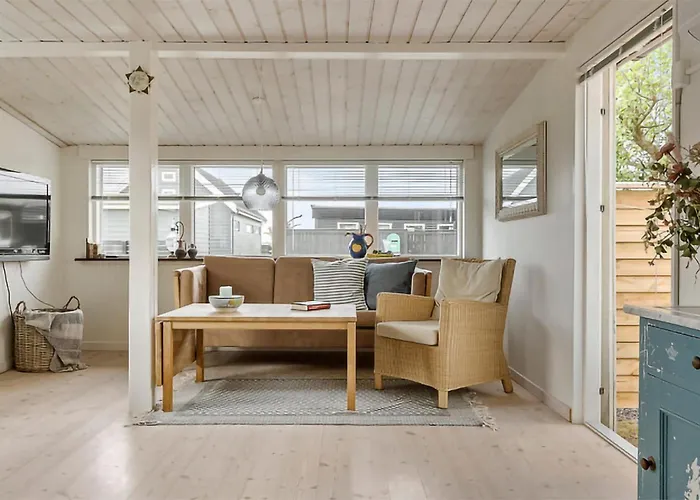 2 Bedroom Lovely In Karrebæksminde